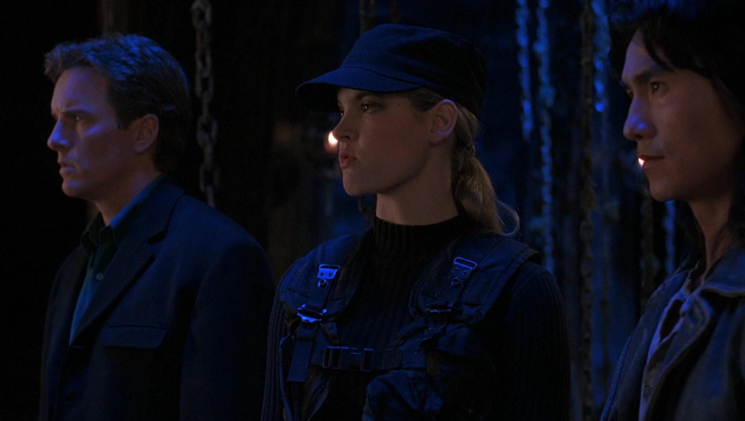 Johnny Cage, Sonya, and Liu Kang standing together in Mortal Kombat (1995)