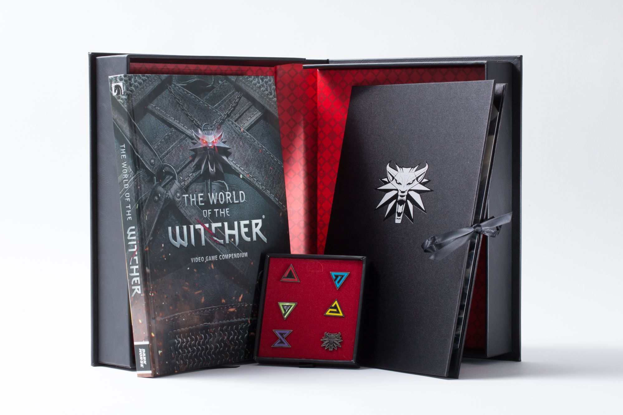 The World Of The Witcher: Video Game Compendium 1 The World
