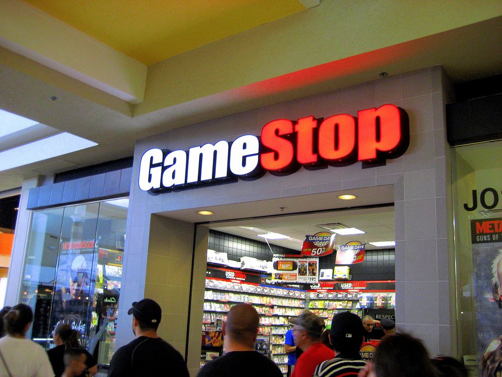 Bugün öğrendim ki: GameStop'un erkek...