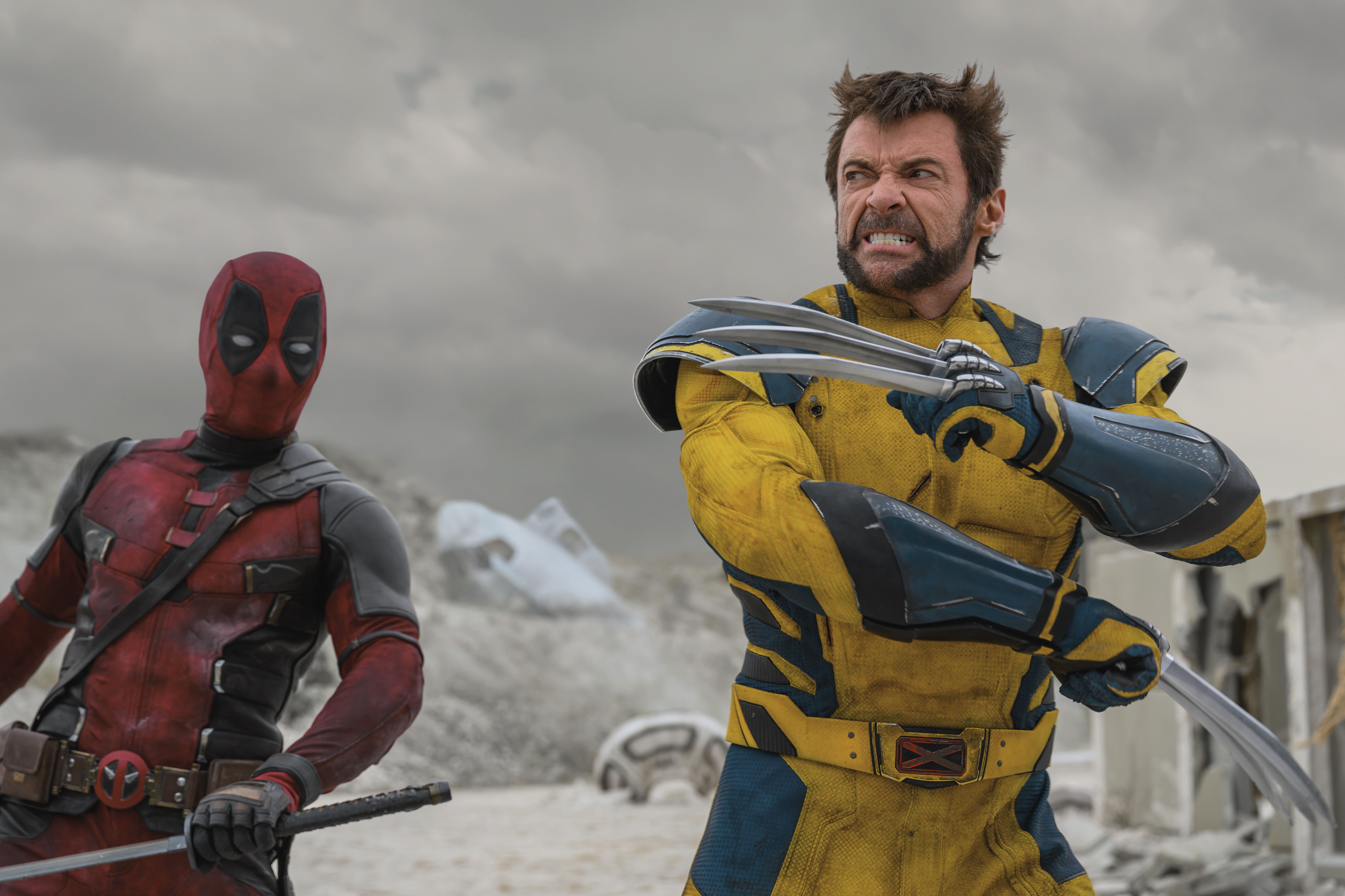 وولورین با دد پول در صحنه ای از فیلم Deadpool & Wolverine