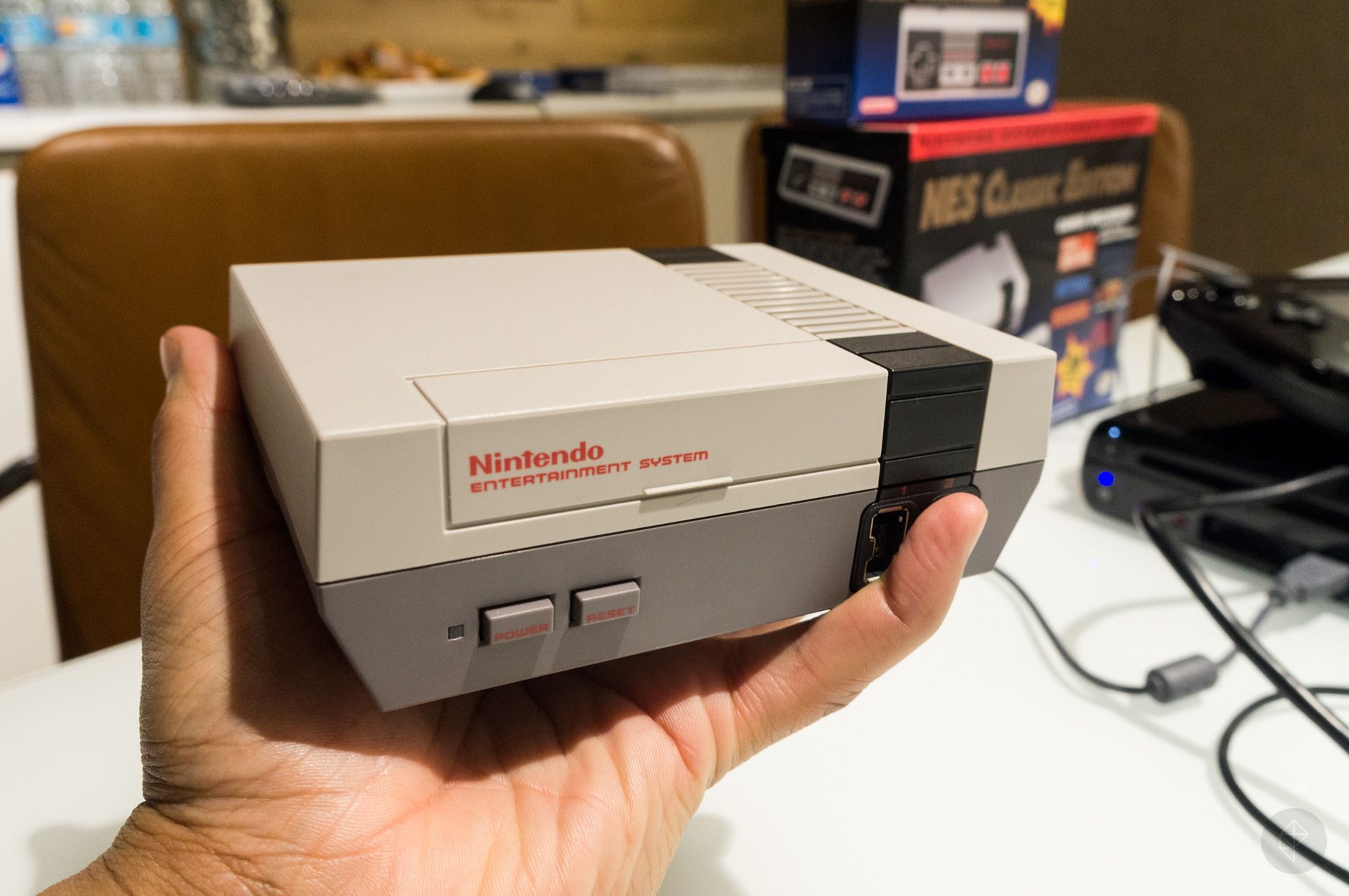 【新品】任天堂 NES CLASSIC EDITION クラシック コンソール Amazon.com: Nintendo Entertainment System: NES Classic